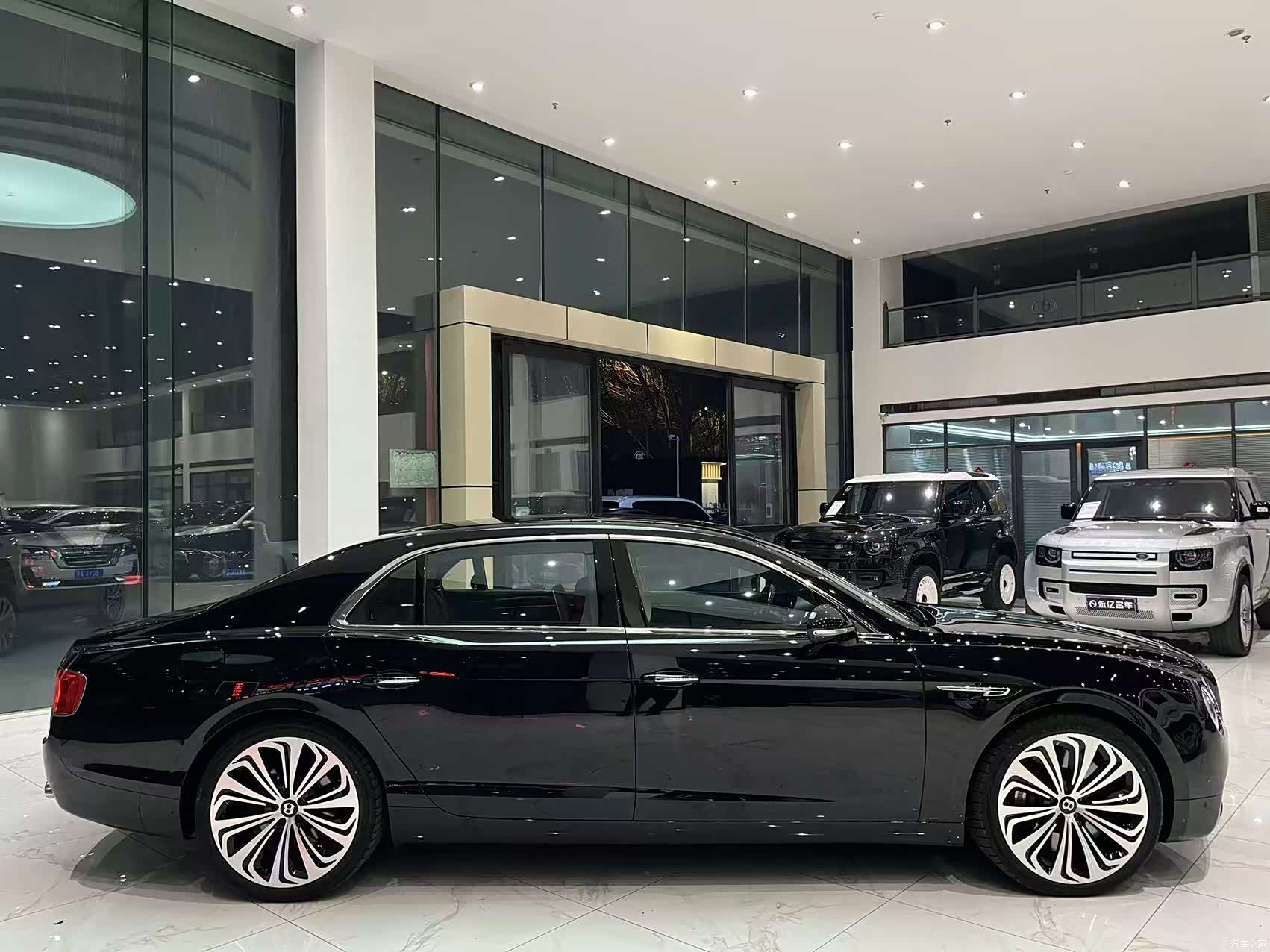 Bentley Flying Spur, 2014 все фото
