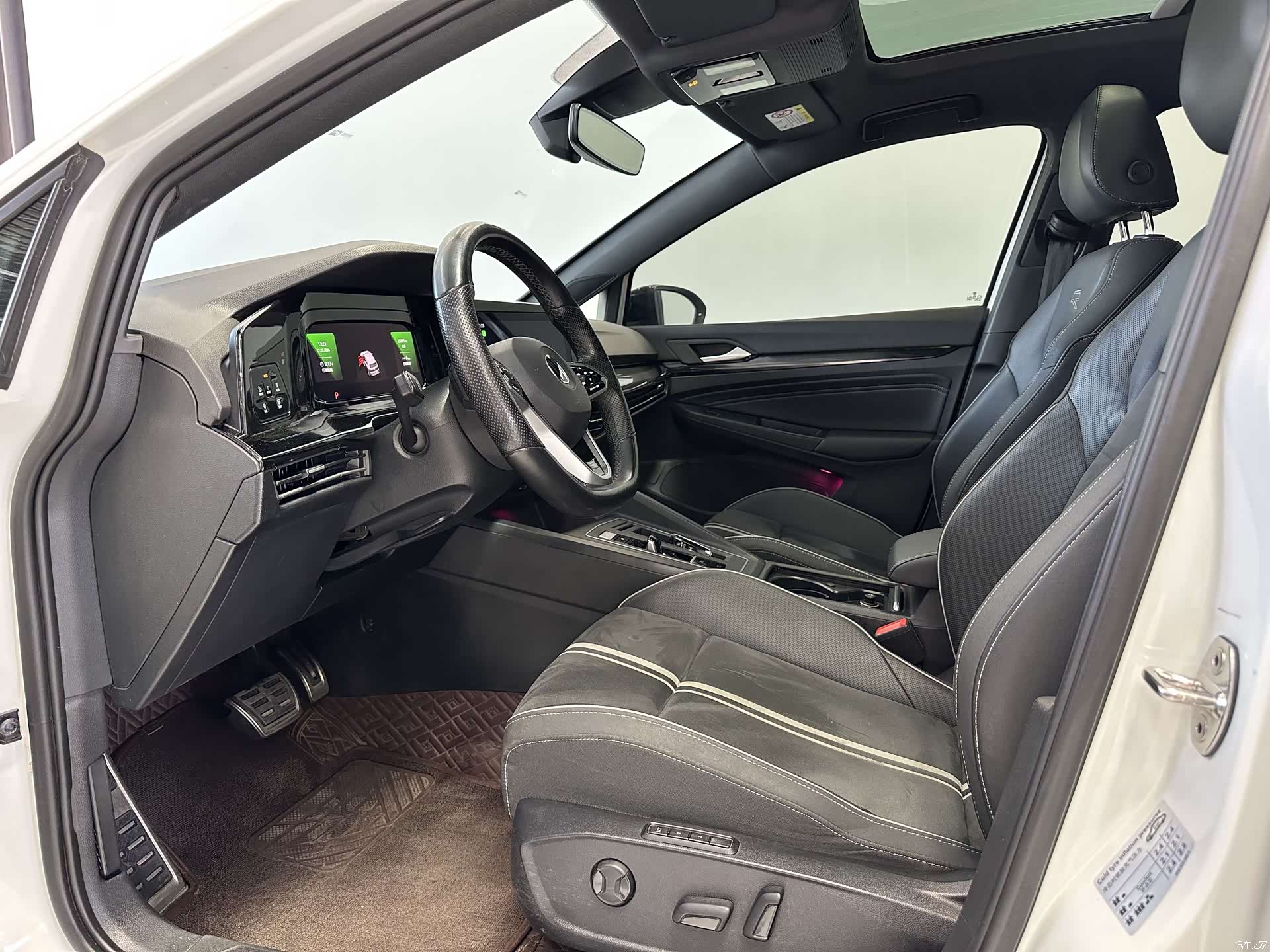 Volkswagen Golf, 2022 9