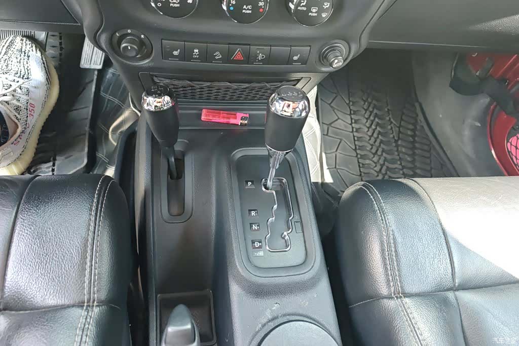 Jeep Wrangler, 2012 16