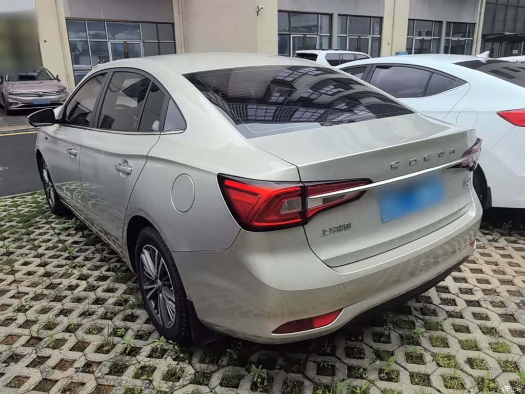 Roewe i5, 2019 все фото