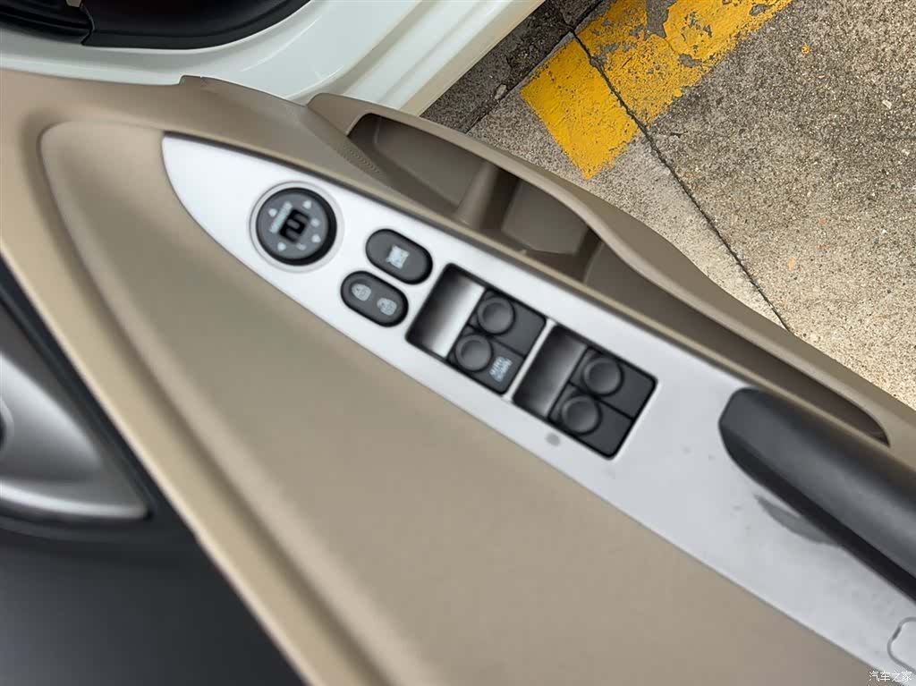 Hyundai GLS, 2016 все фото