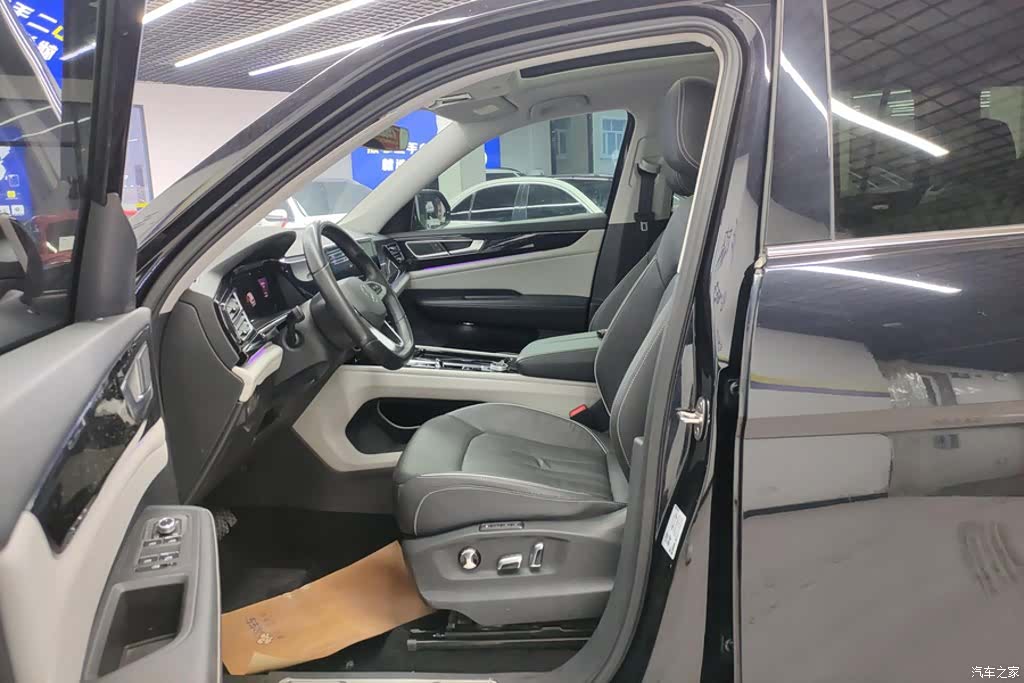 Volkswagen Teramont, 2021 9