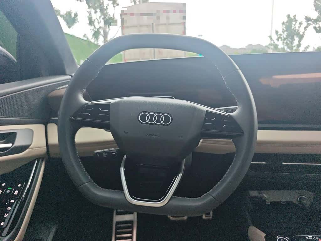 Audi e-tron, 2026 11