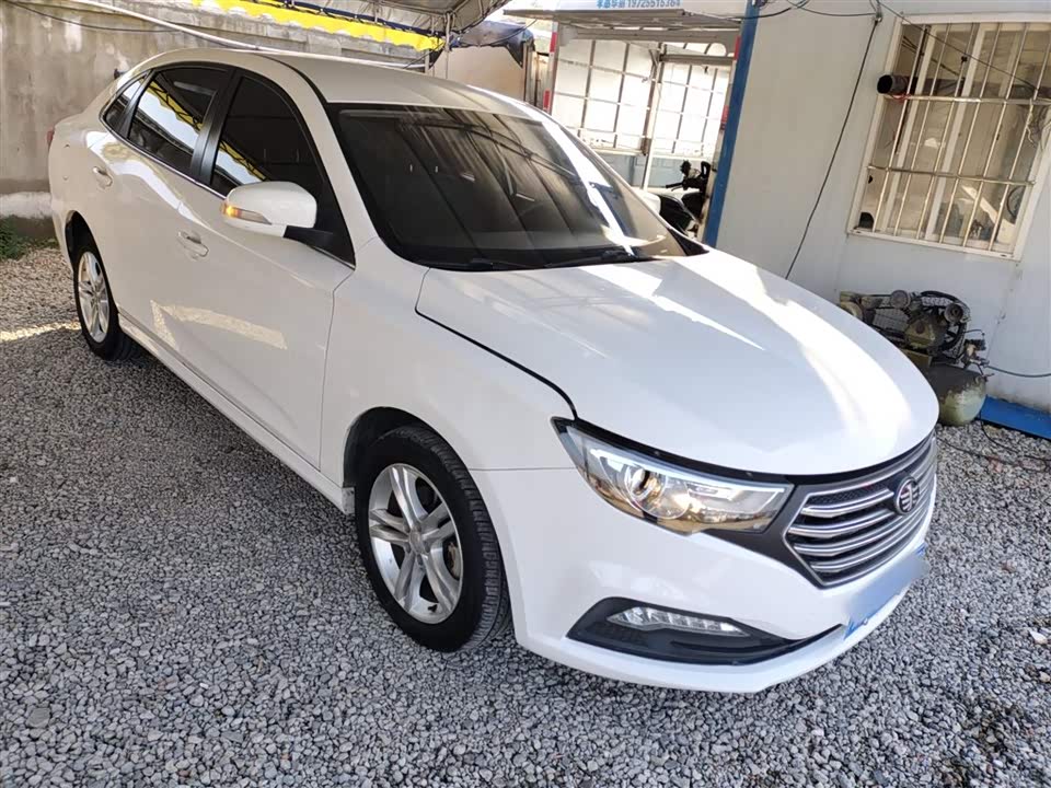 Besturn B30