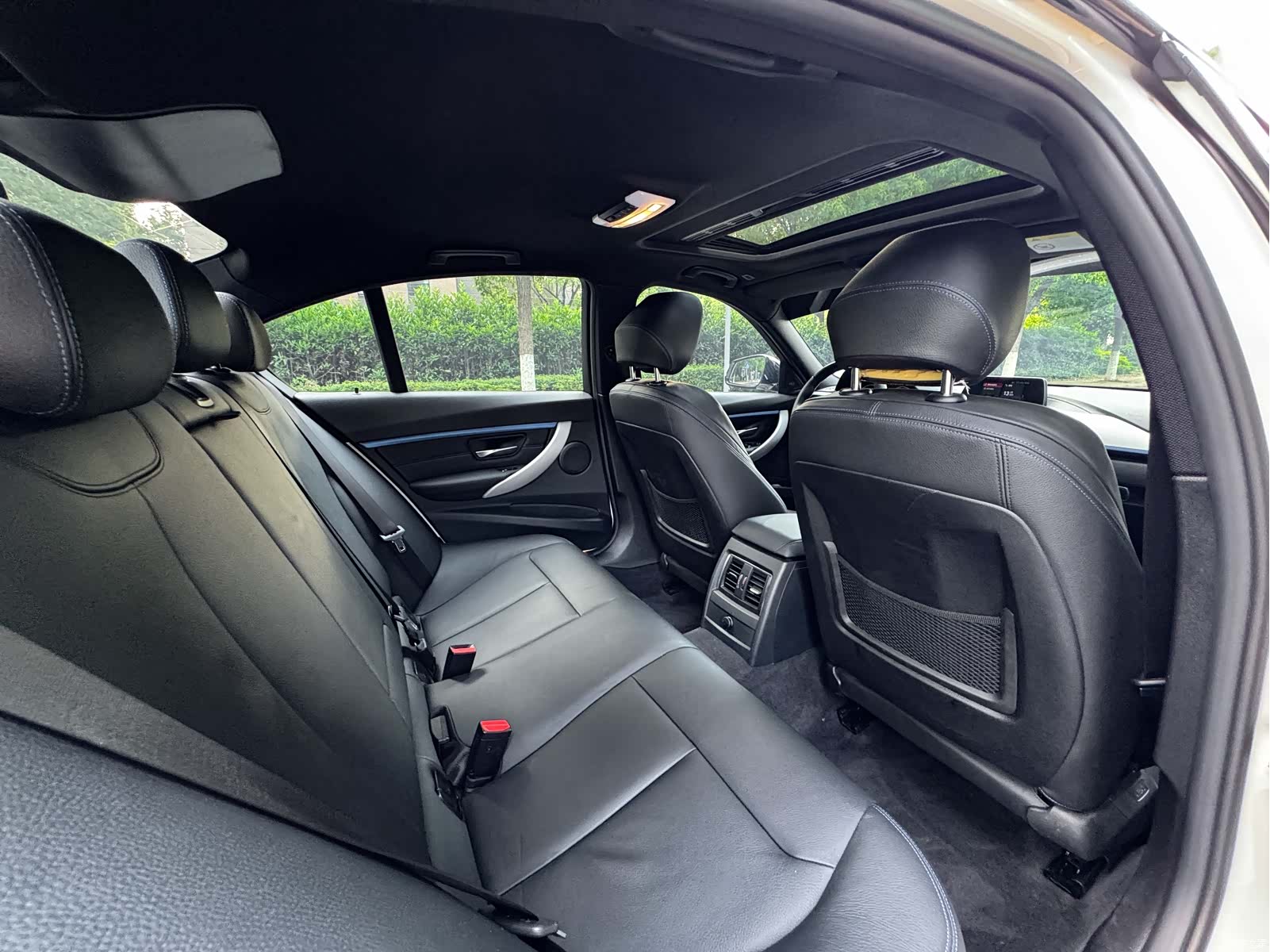 BMW 3 Series, 2018 16