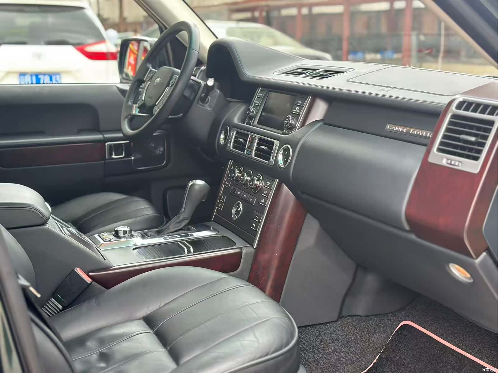 Land Rover Range Rover, 2011 6
