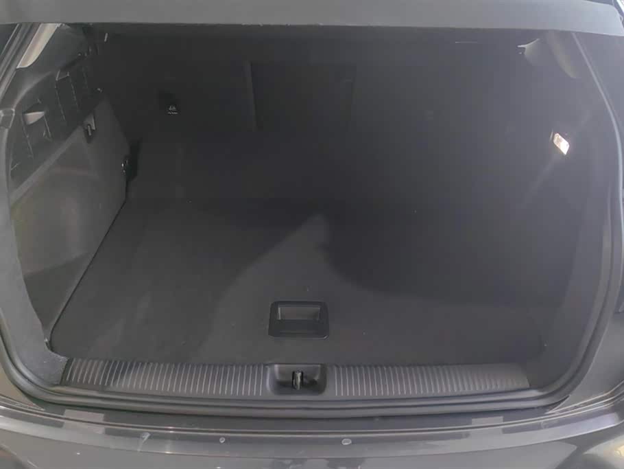 Audi Q2L Audi Q2L