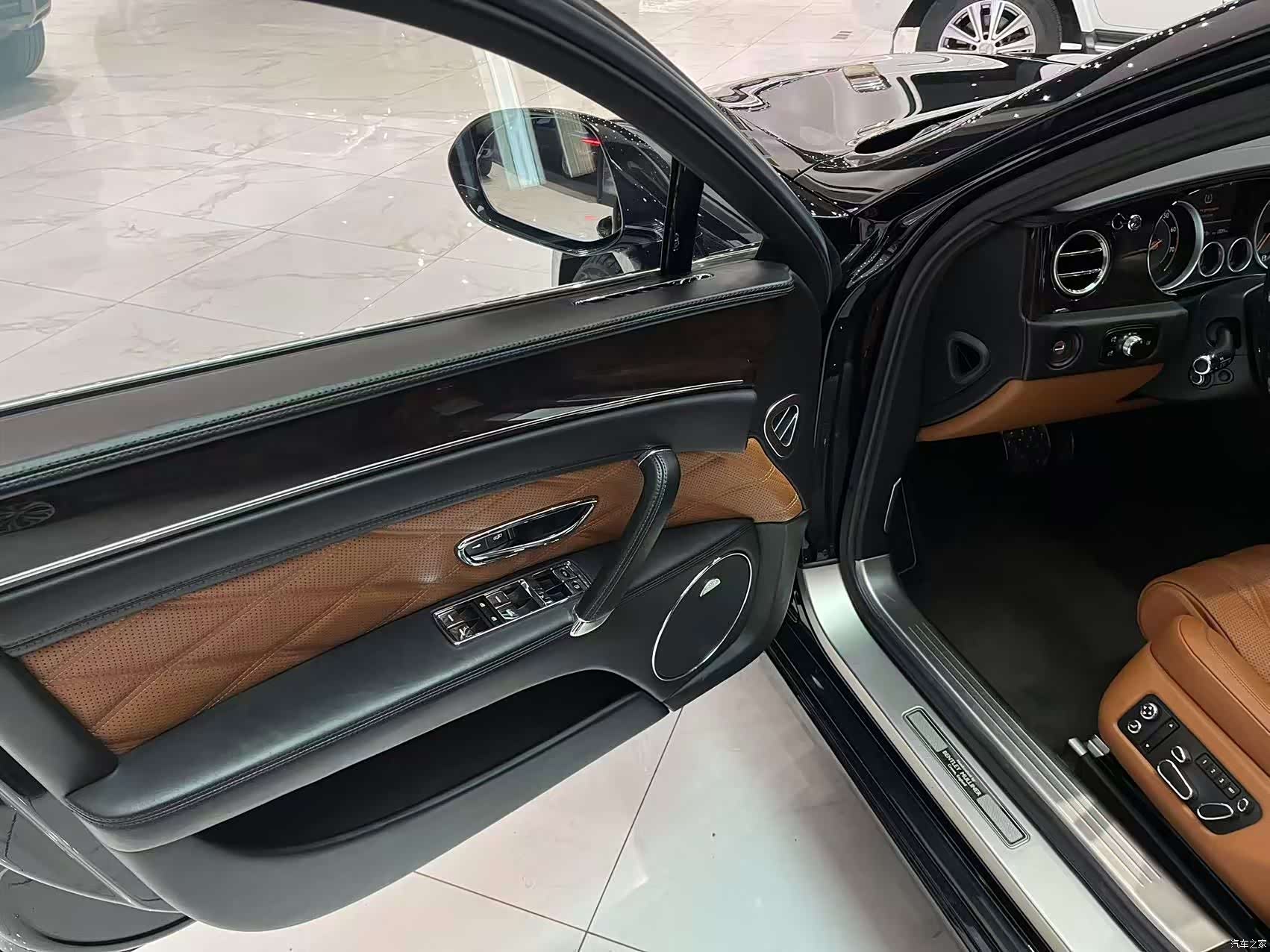 Bentley Flying Spur, 2014 6