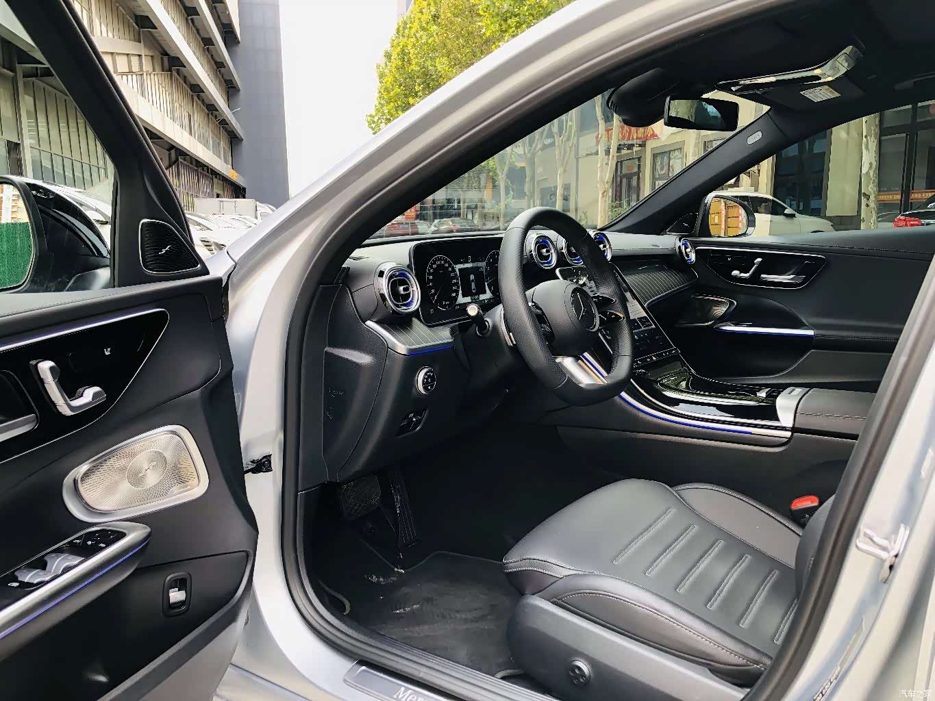 Mercedes-Benz C-Class, 2023 8