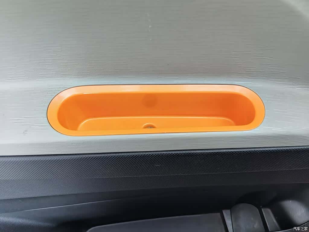 Wuling MINIEV, 2021 9