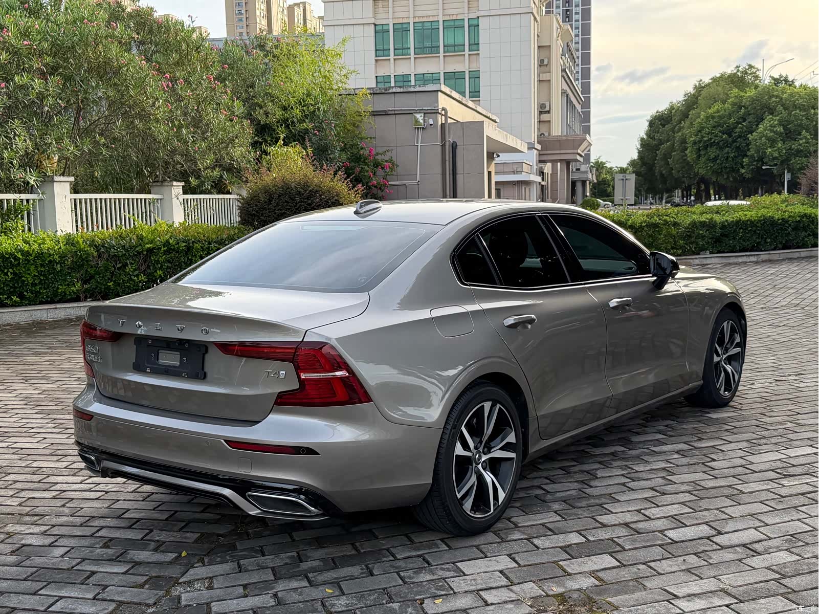 Volvo S60, 2020 12