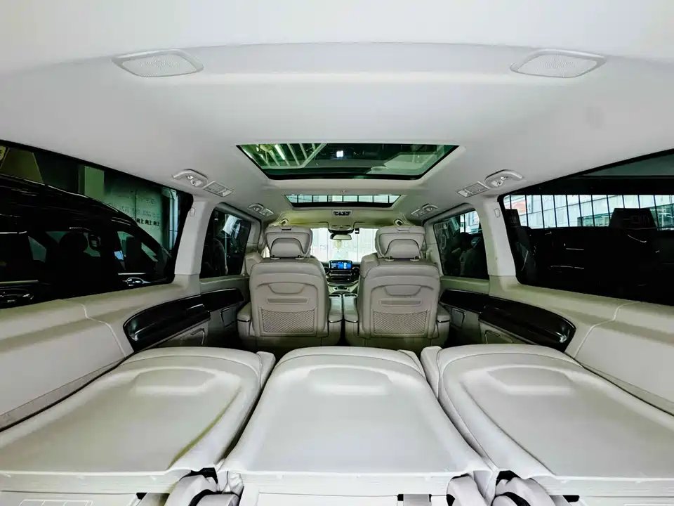 Mercedes-Benz V-class Mercedes-Benz V-class