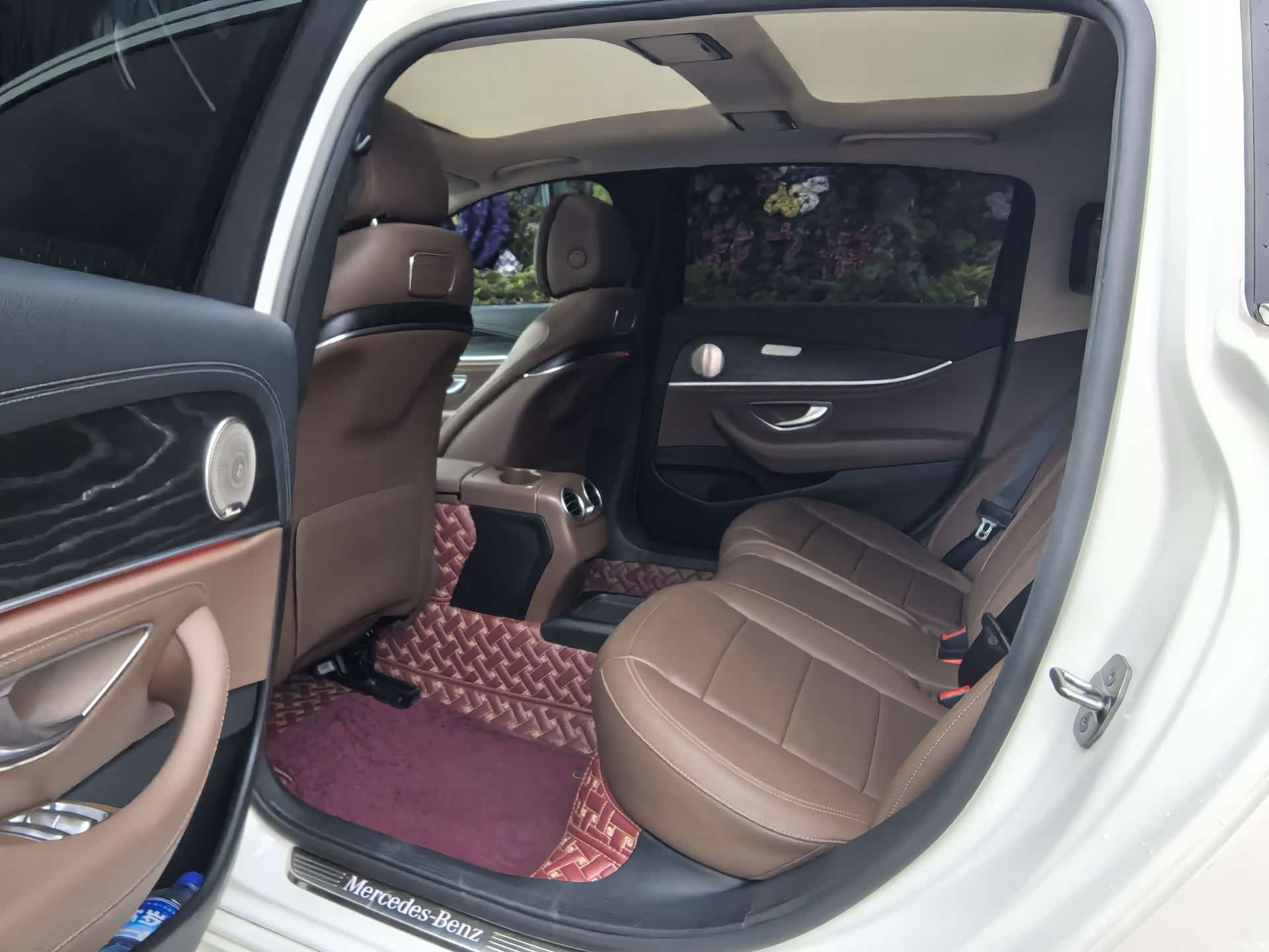 Mercedes-Benz E-Class, 2019 11