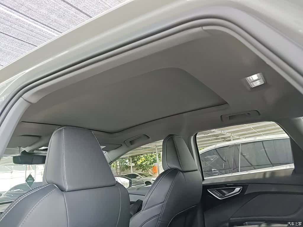 Audi Q4 e-tron, 2024 18