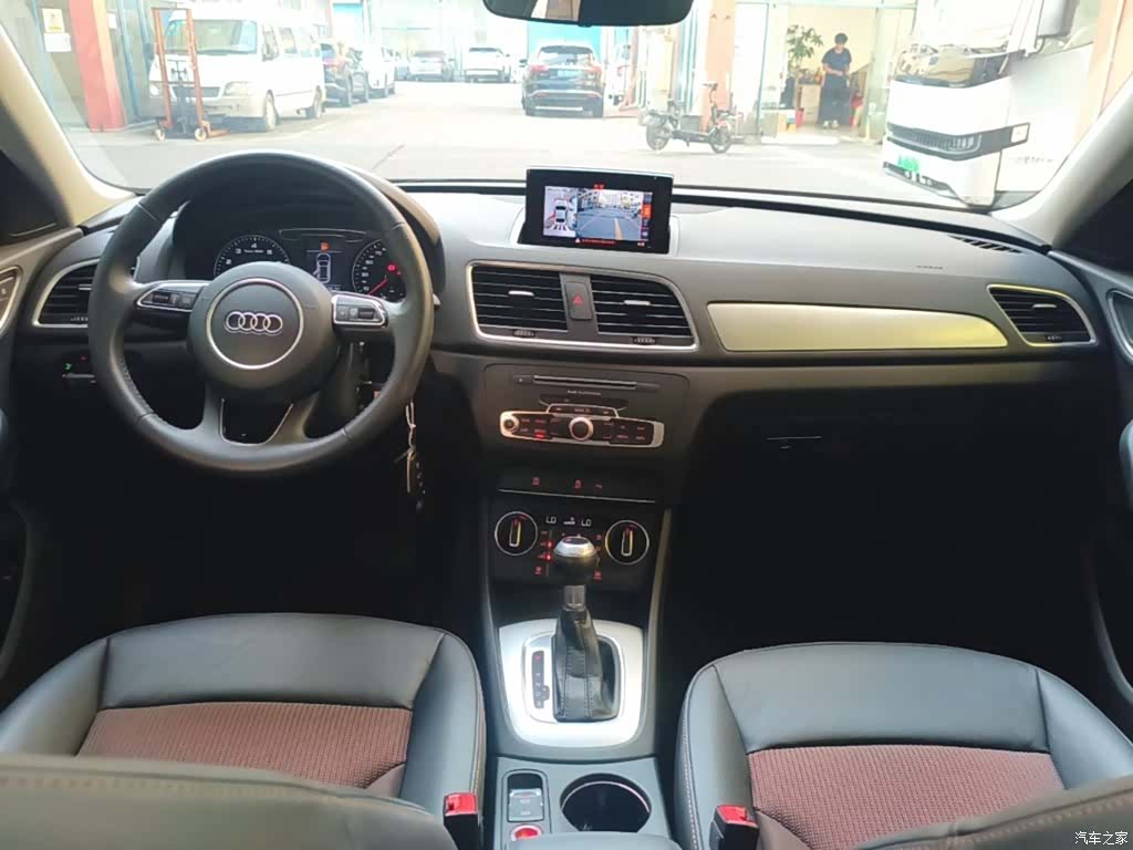 Audi Q3, 2018 10