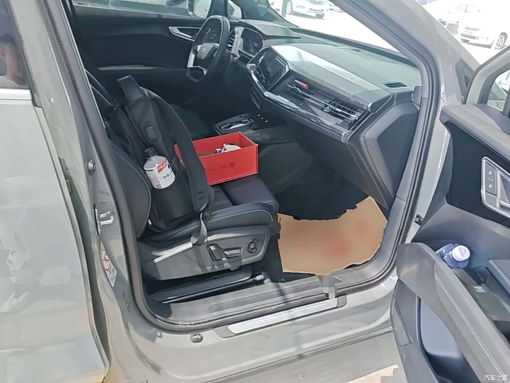 Audi Q4 e-tron, 2024 25