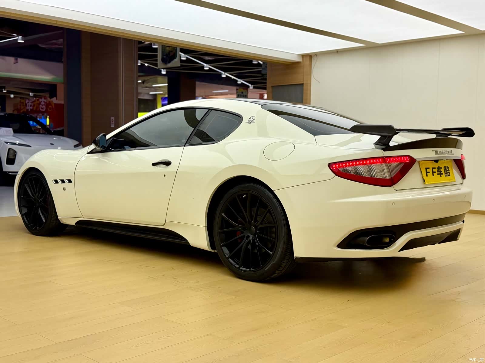 Maserati GranTurismo, 2012 10