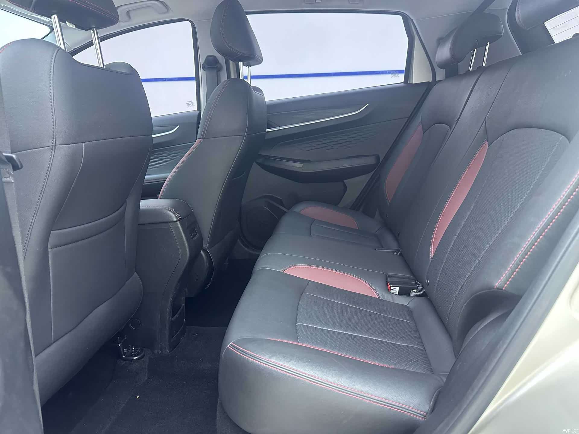 Geely X3, 2022 9