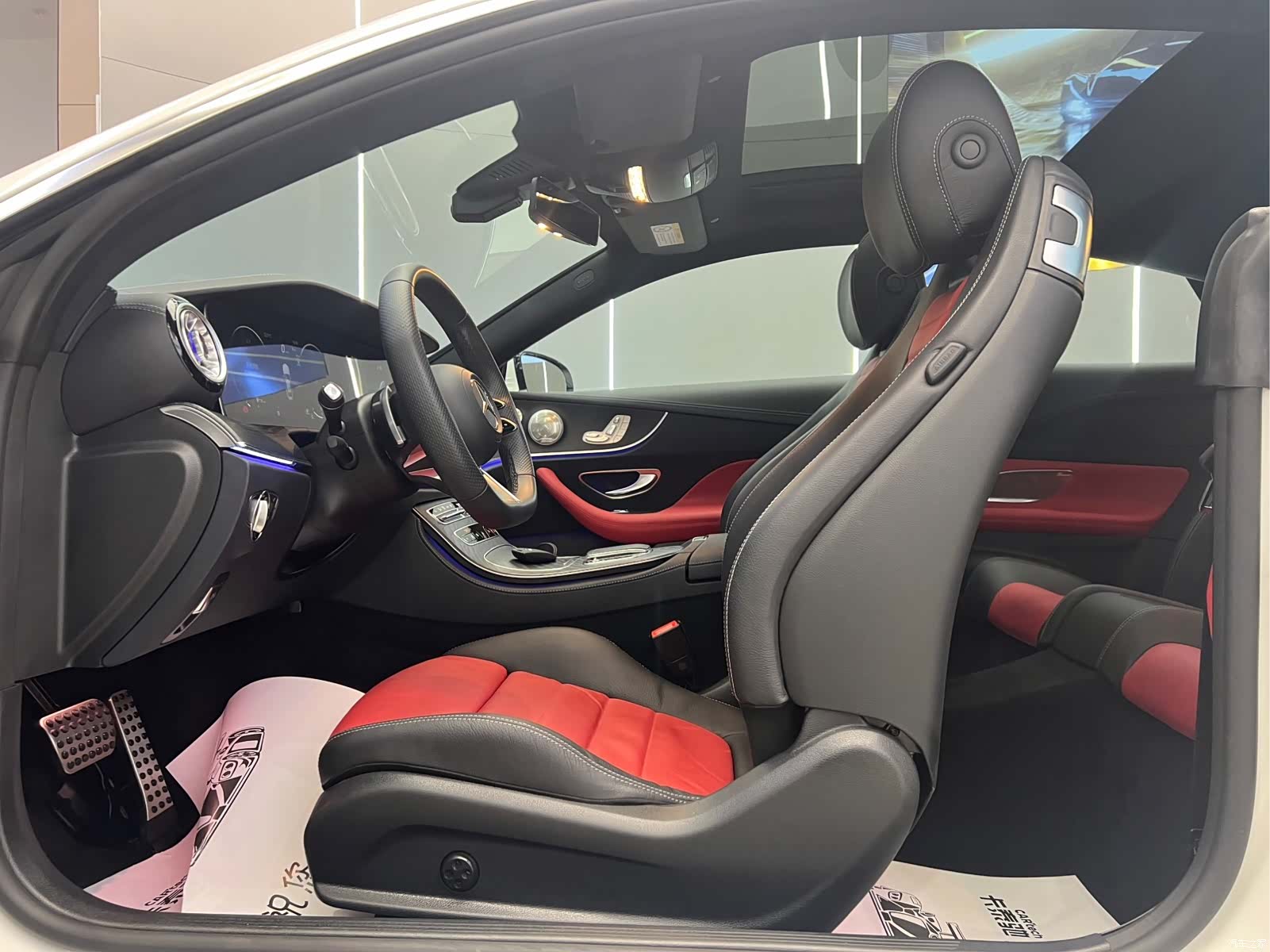 Mercedes-Benz E-Class, 2024 4