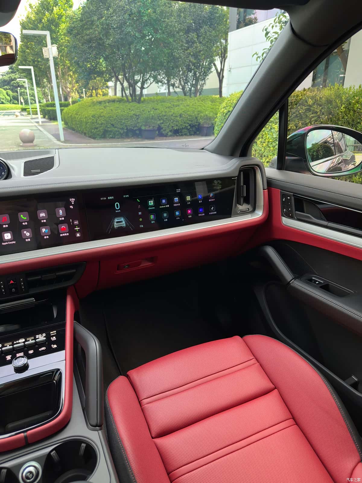 Porsche Cayenne, 2025 21