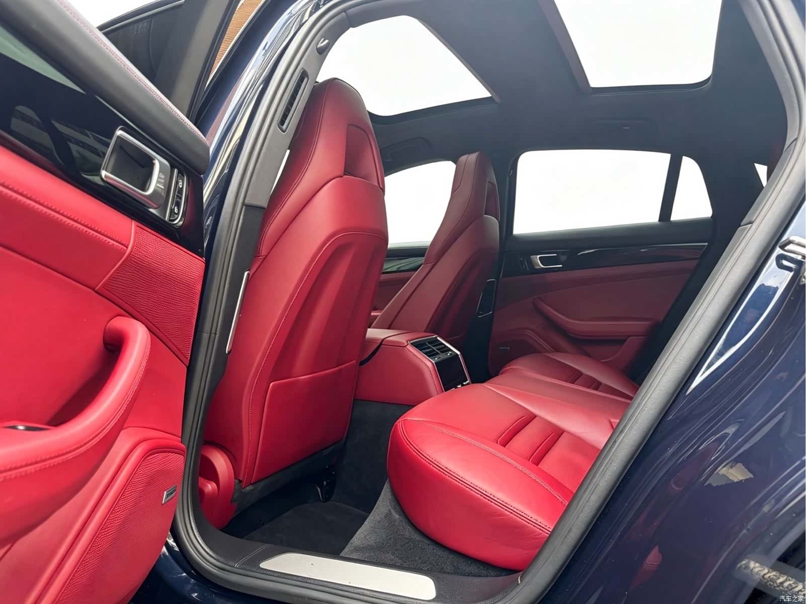 Porsche Panamera, 2021 9