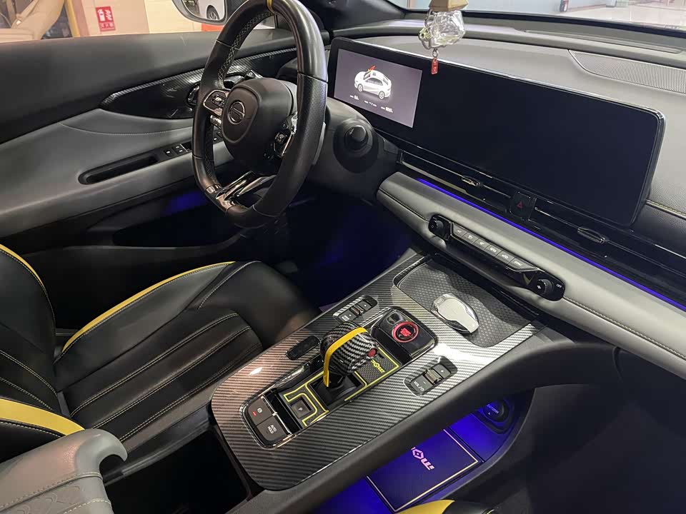 Trumpchi Shadow Leopard