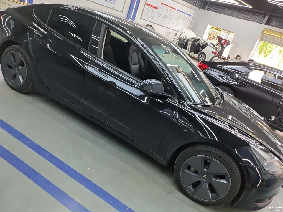 Tesla Model 3, 2022 2