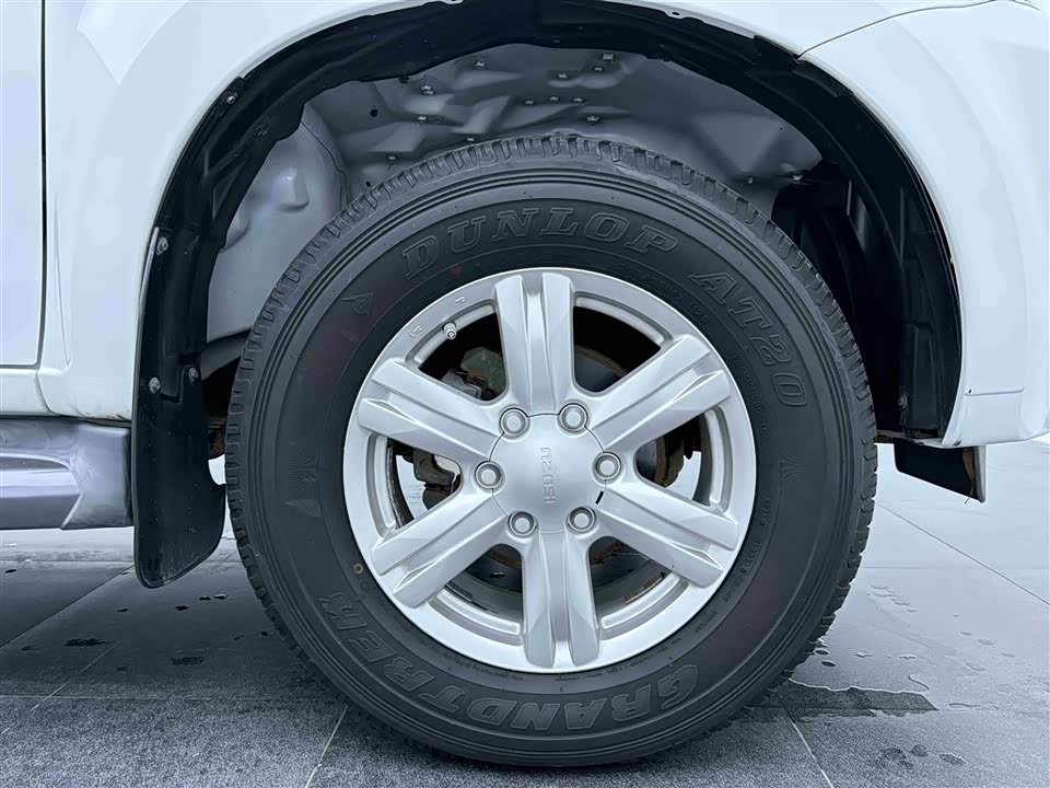 Isuzu mu-X Shepherd Ranger