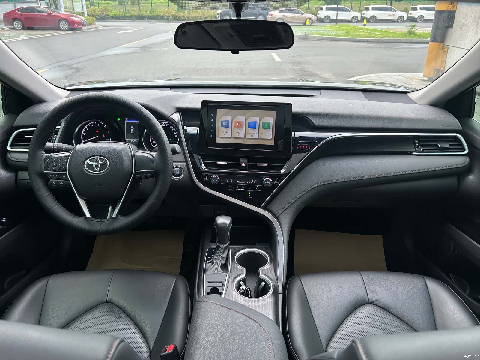 Toyota Camry, 2023 6