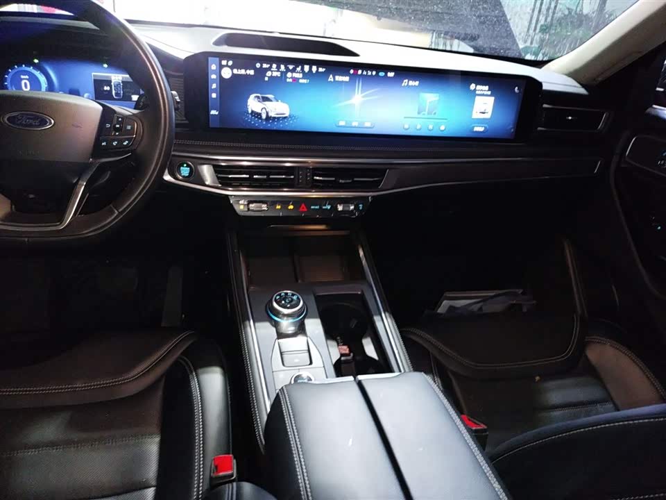 Ford Explorer Ford Explorer