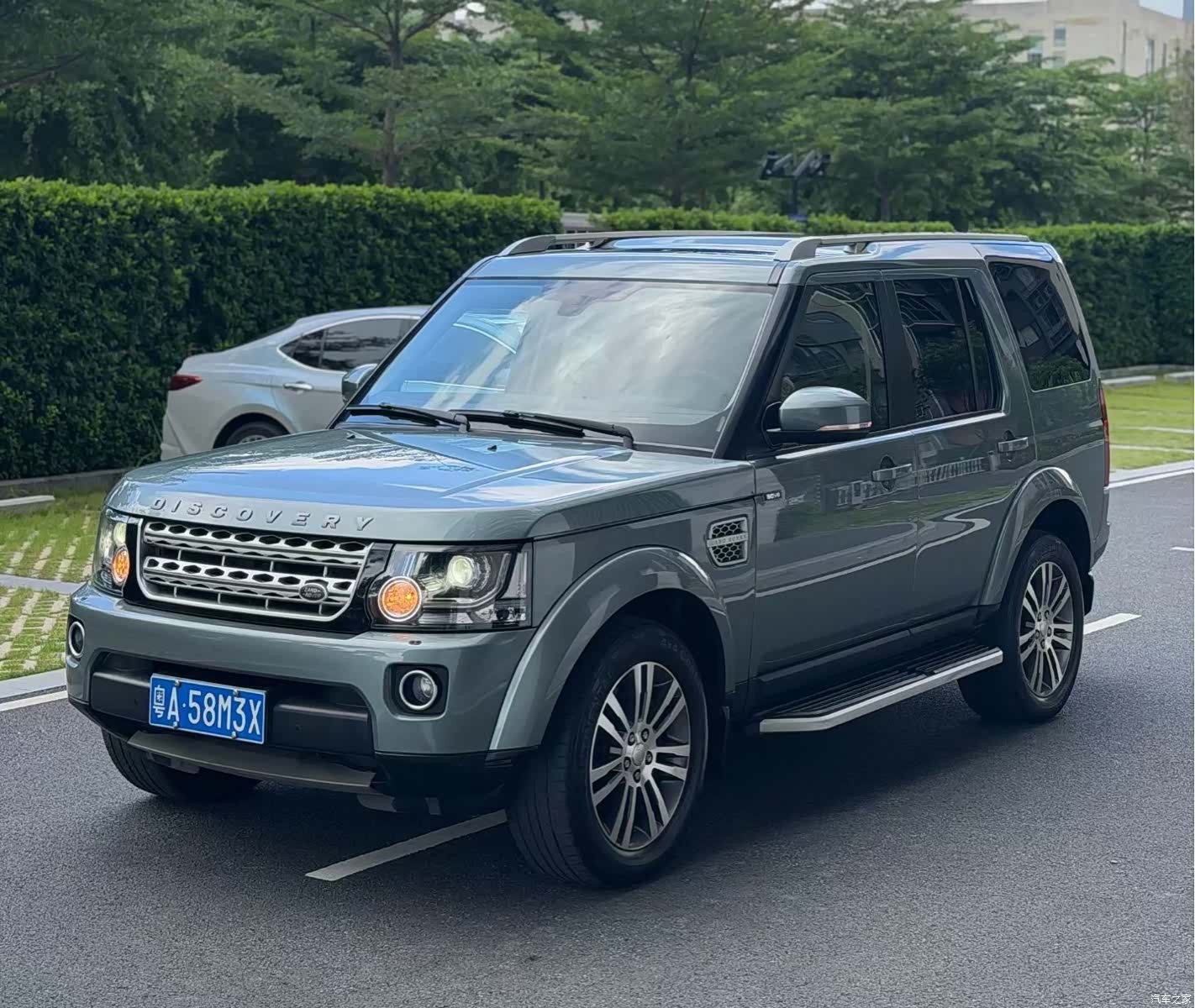 Land Rover Discovery, 2014 4