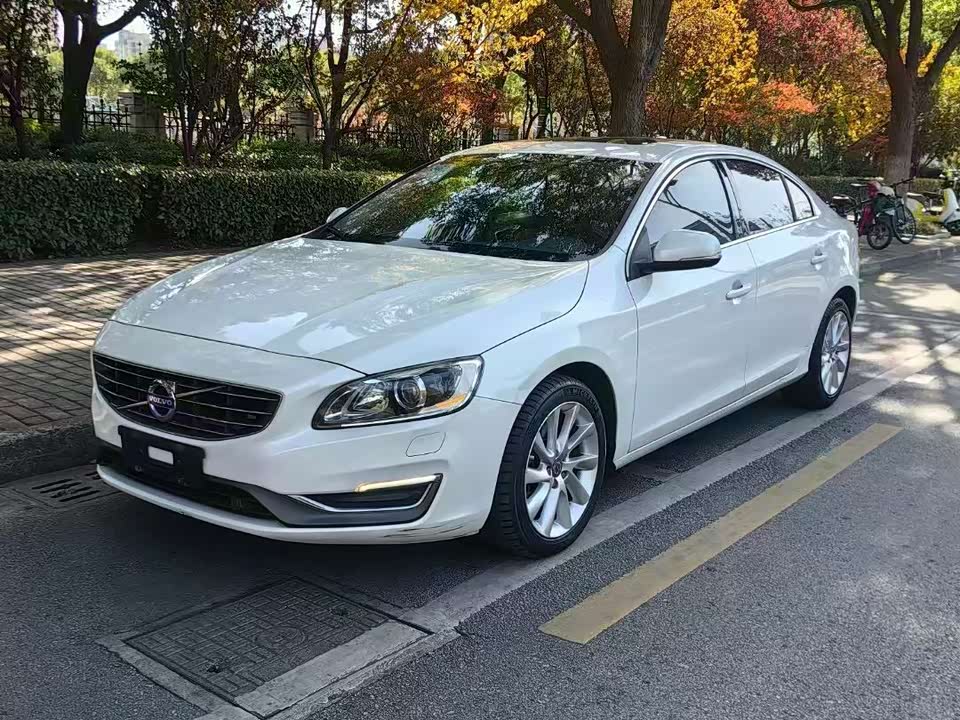 Volvo S60