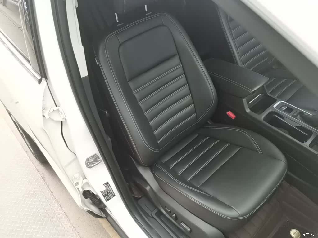 Ford Kuga, 2017 25