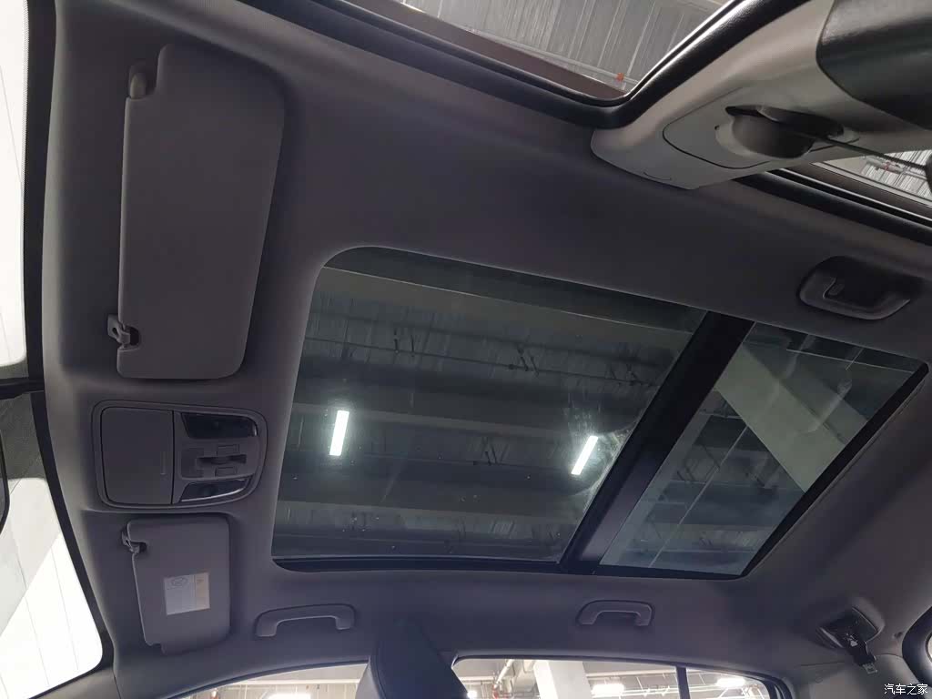 Kia KX5, 2016 14