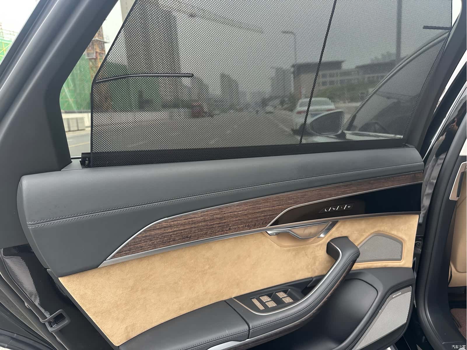 Audi A8L, 2022 20