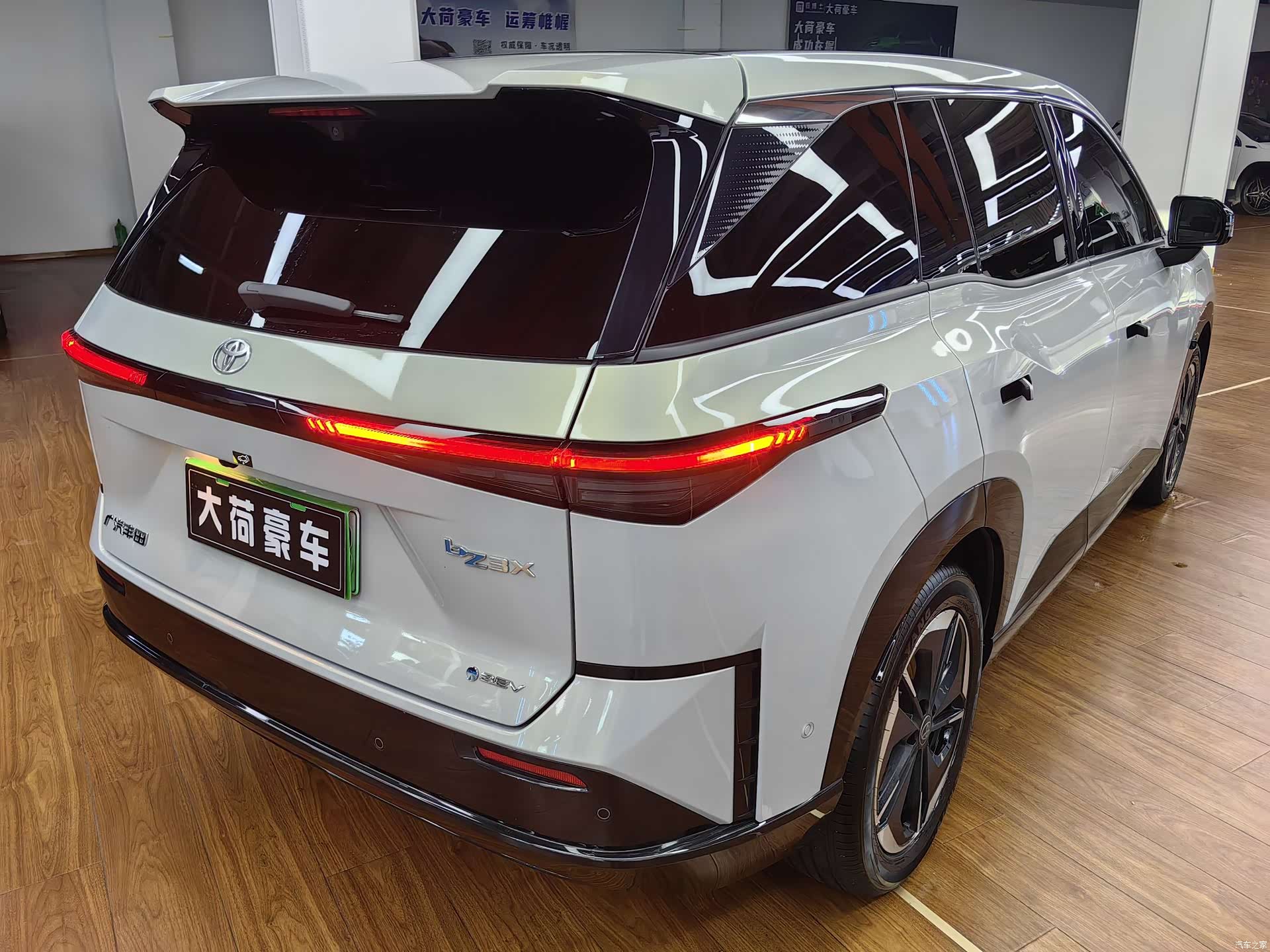 Toyota 3X, 2025 все фото