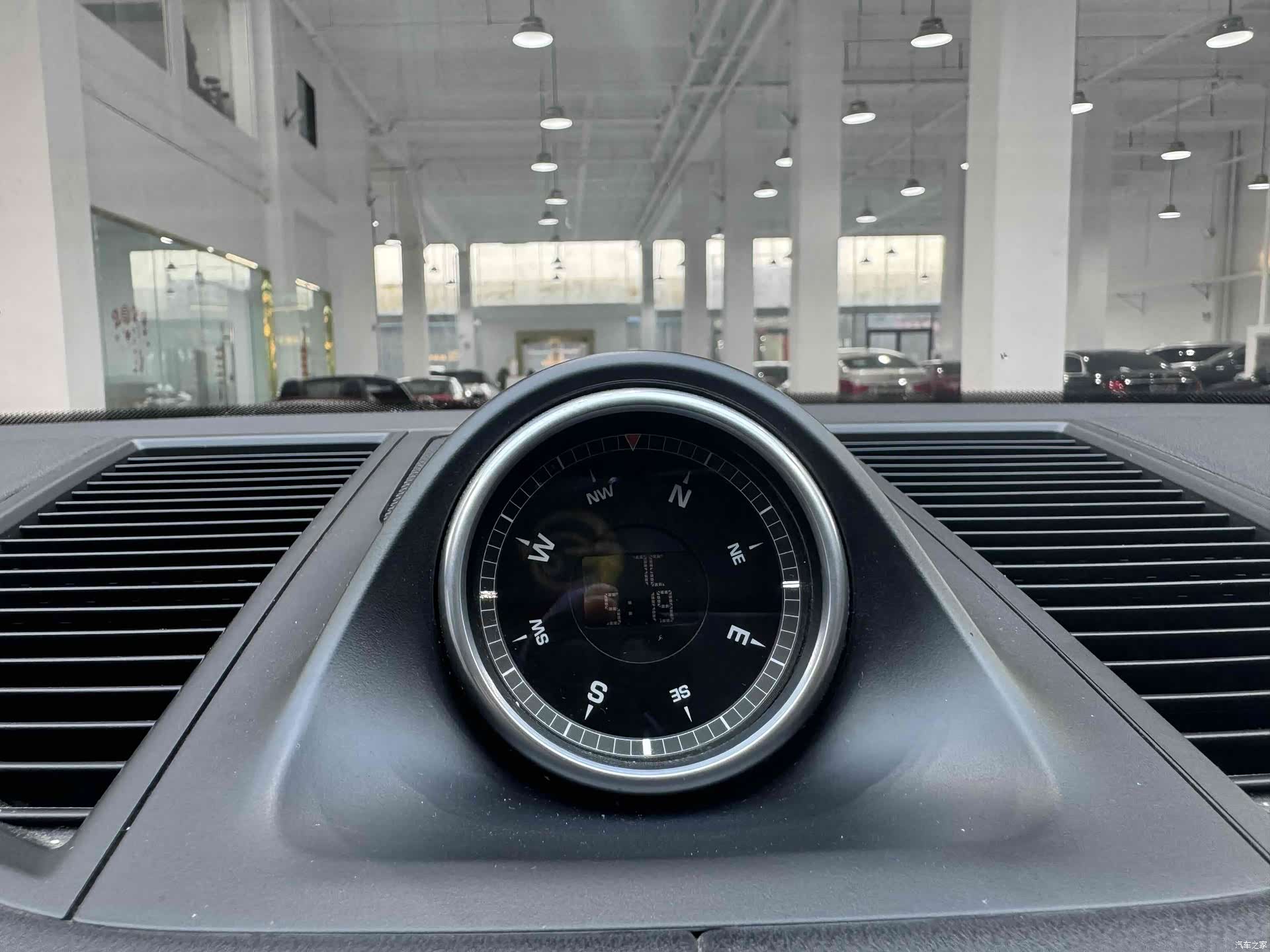 Porsche Macan, 2020 11