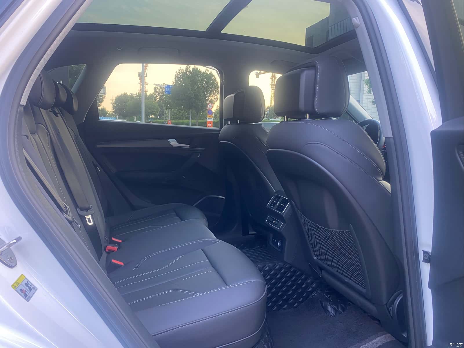 Audi Q5L, 2023 11