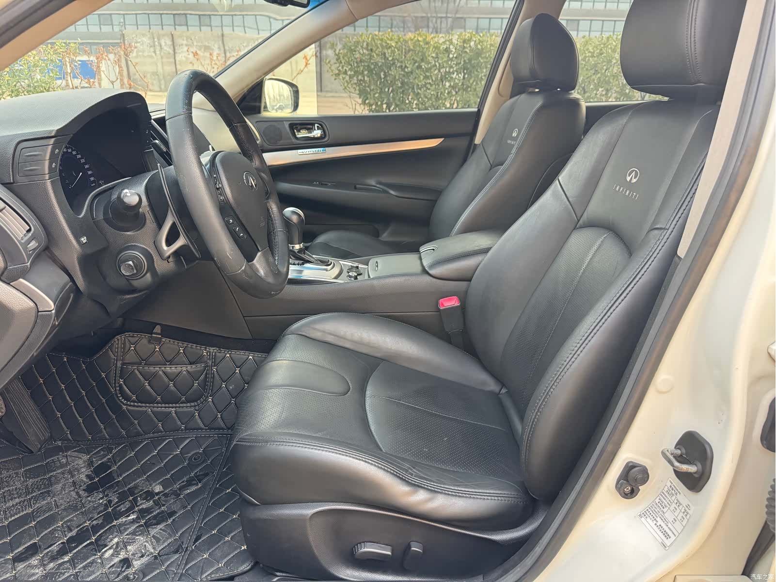 Infiniti G25, 2014 7