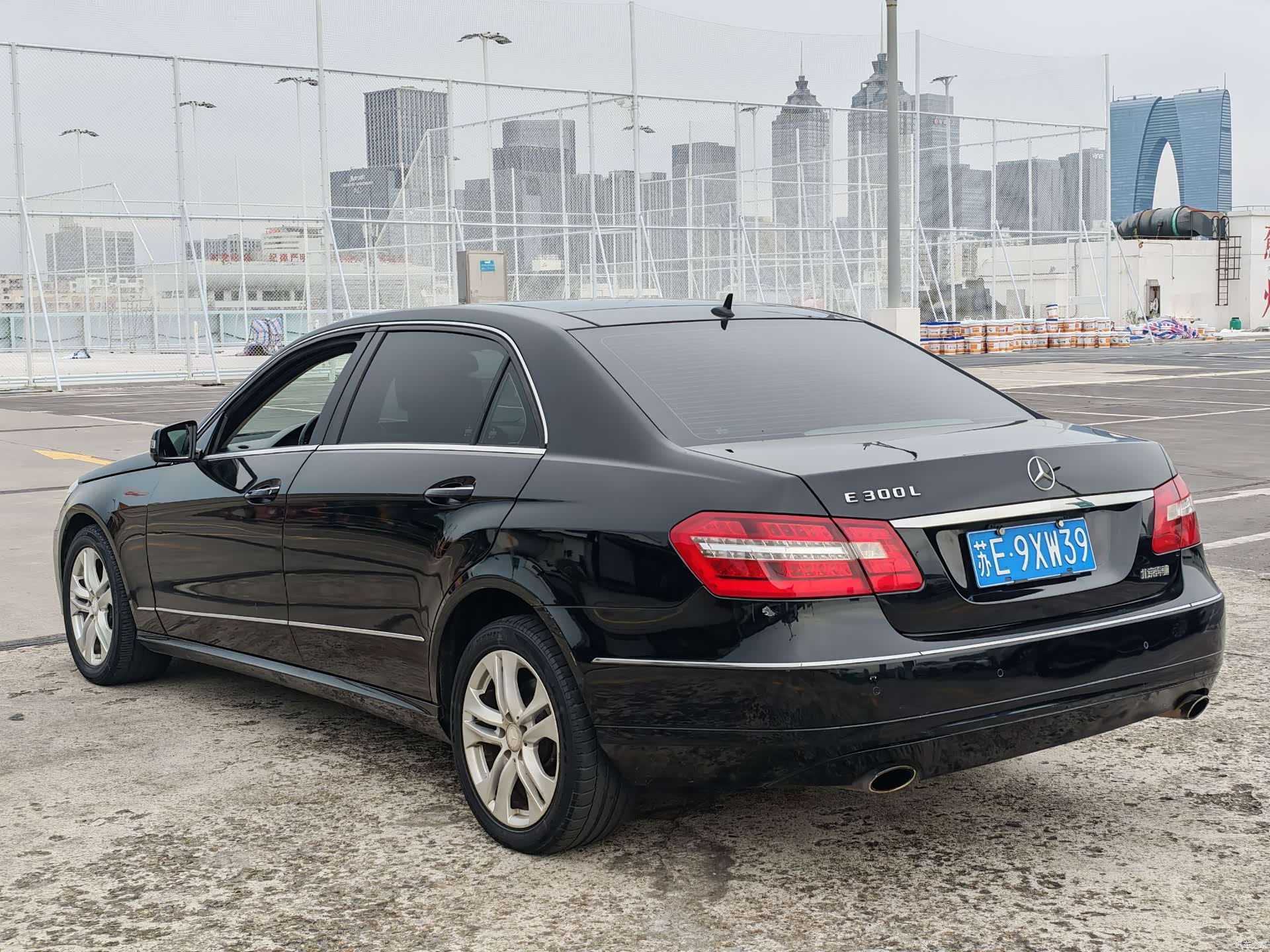 Mercedes-Benz E-Class, 2011 6