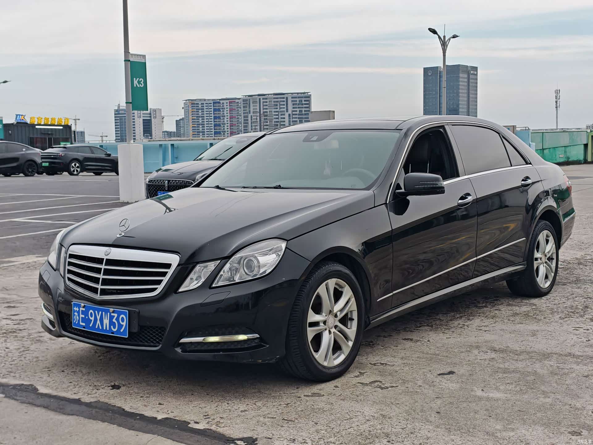 Mercedes-Benz E-Class, 2011 3