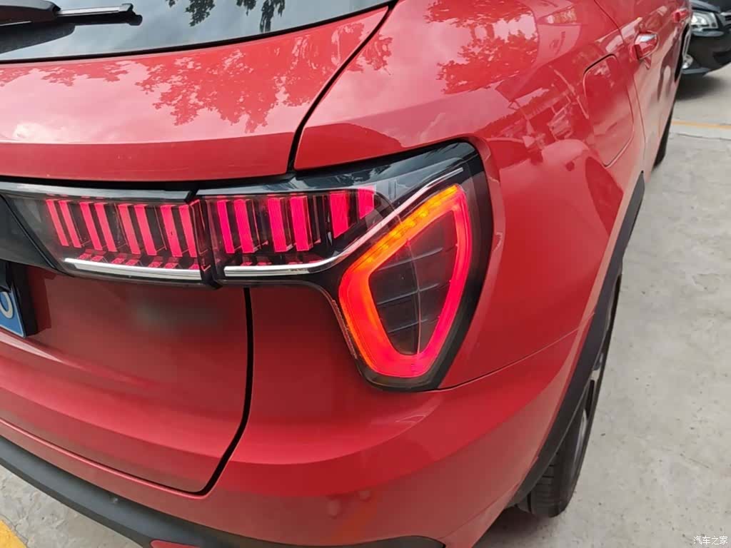 Lynk & Co 01, 2018 8