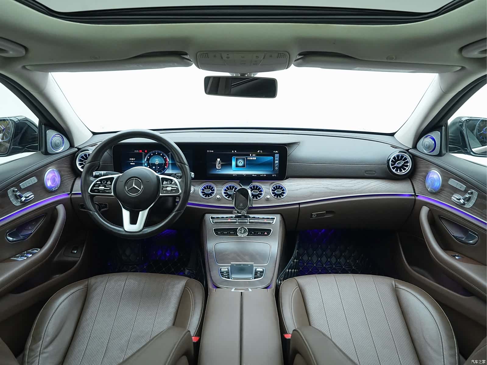 Mercedes-Benz E-Class, 2020 14