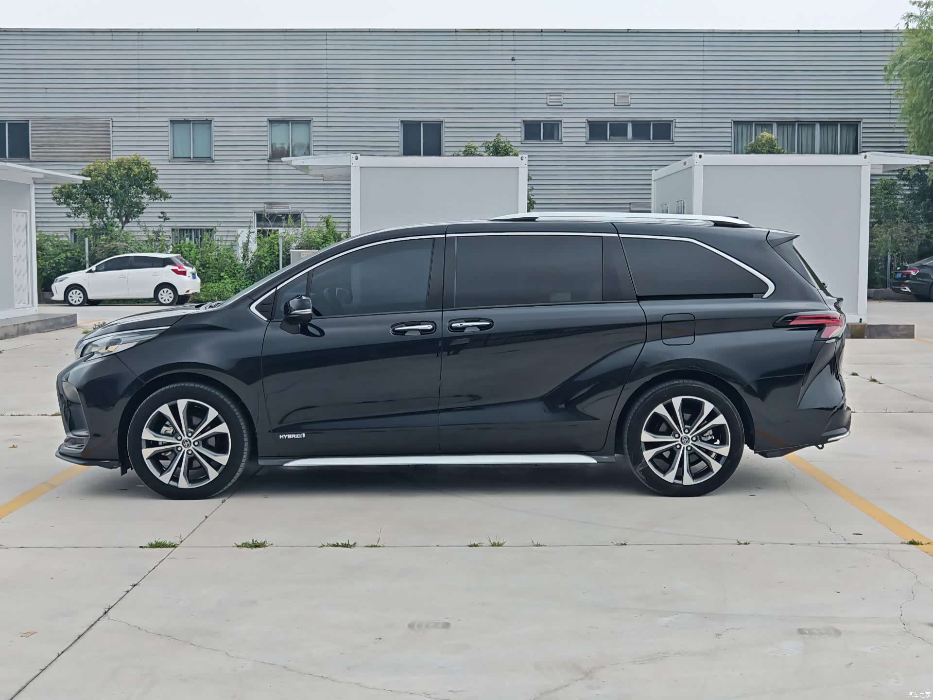 Toyota Granvia, 2024 7