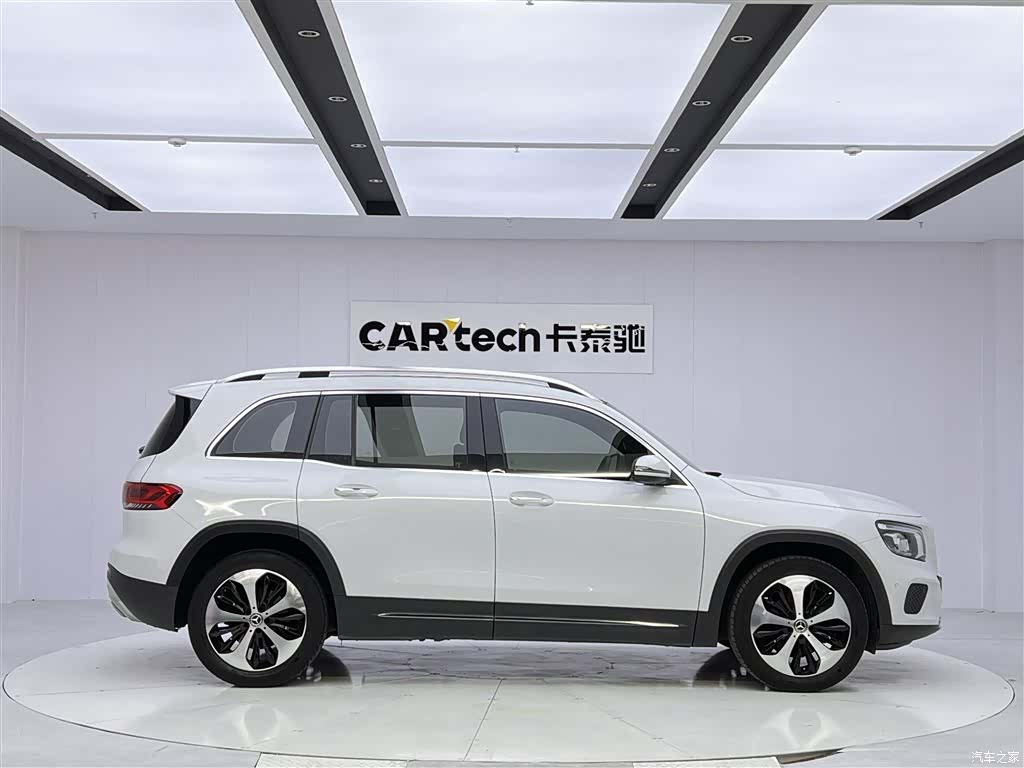 Mercedes-Benz GLB, 2021 4