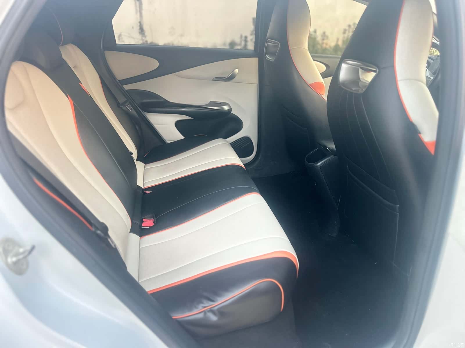 BYD Dolphin, 2021 21