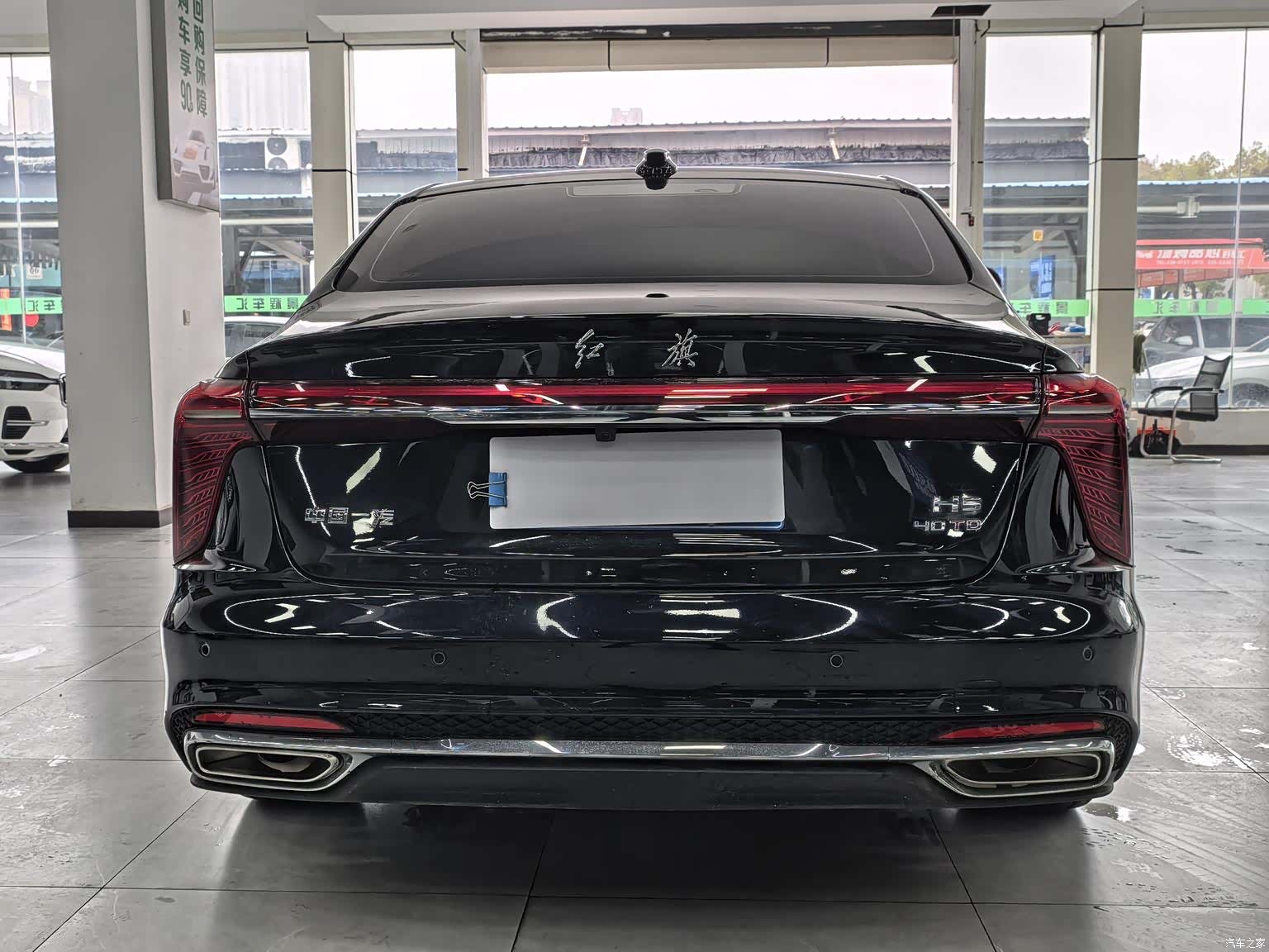 Hongqi H5, 2025 10