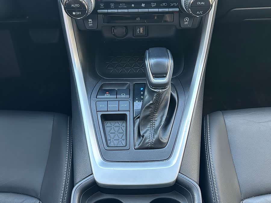 Toyota Wildlander 2024, фото 7