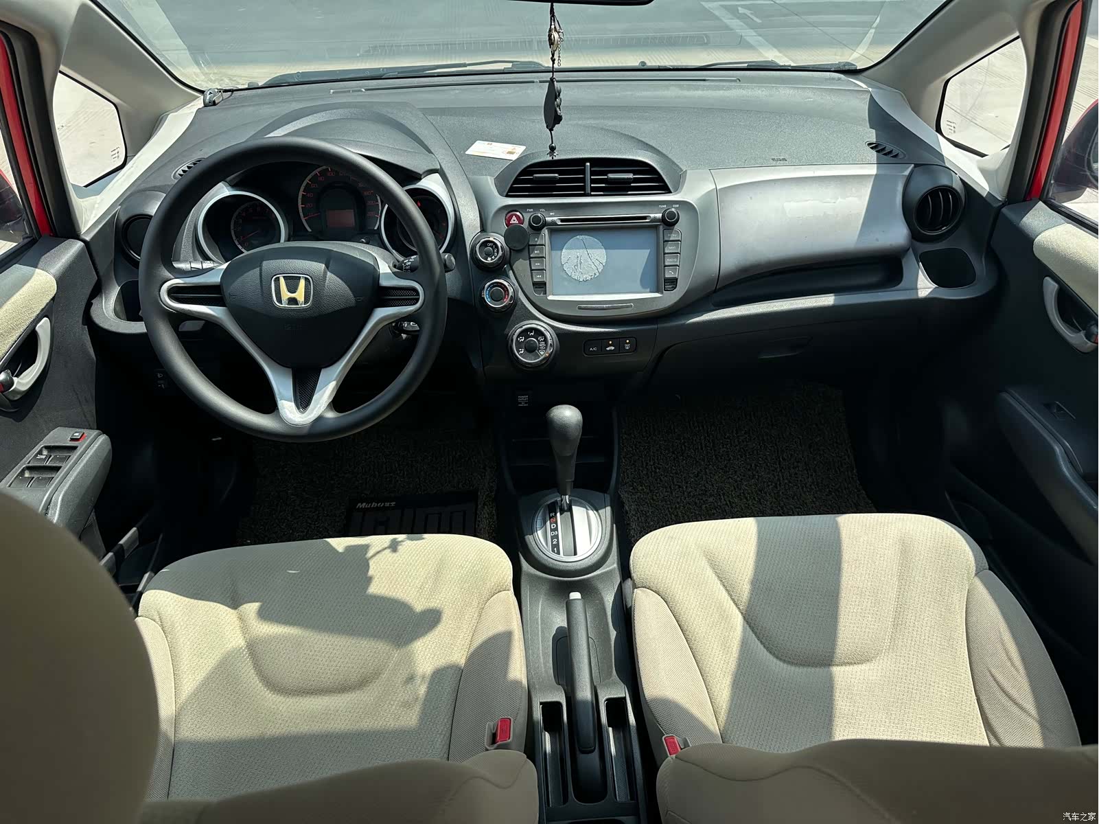 Honda Fit, 2012 8