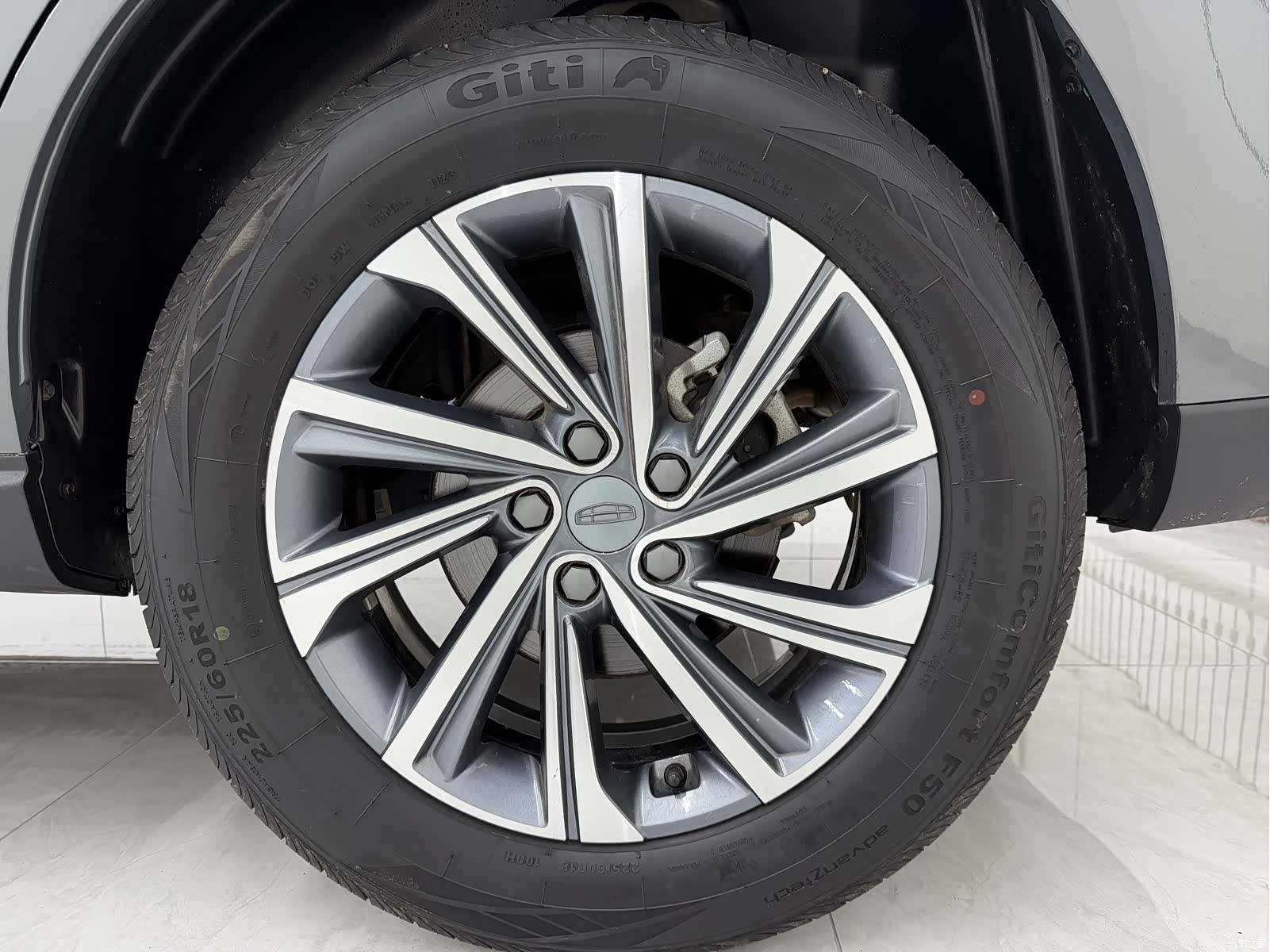Geely X6, 2023 18